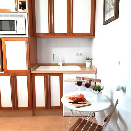 Paseo Del Rey - 2 Bedrooms Oceanfront Apartment *